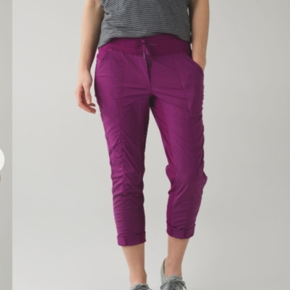 NWT Lululemon Street to studio pants,unlined‎ Regal plum,size 4